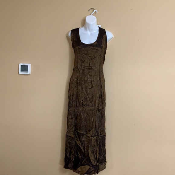 Lee Andersen - Crushed Silk Midi Scoop Neck Dress Tres Earth Bronze NEW - Picture 1 of 8
